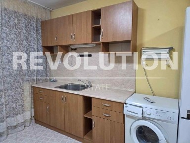 Тристаен апартамент в района на Кършияка