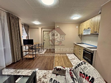 Тристаен обзаведен апартамент, под наем, ново строителство, кв. Изток