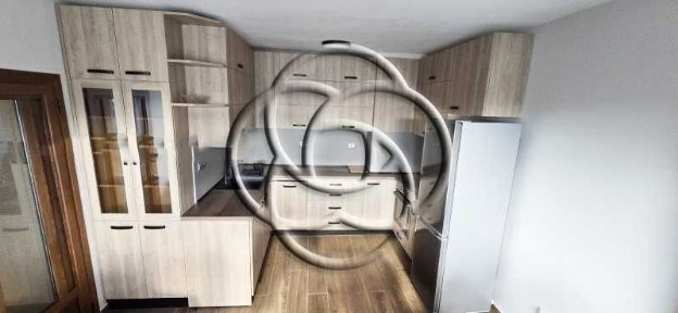 След основен ремонт, двустаен апартамент до главен булевард