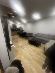 Наем къща, апартамент -Малинова Долина. С малко дворче-20кв. м