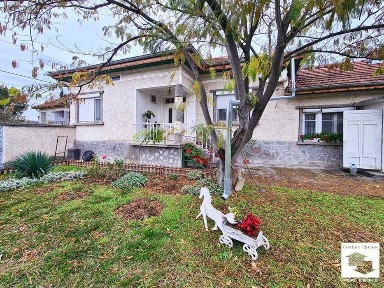 120385 Едноетажна обзаведена къща в с. Поликраище, Велико Търново