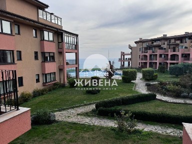 Продава обзаведен 3-стаен апартамент, с. Топола