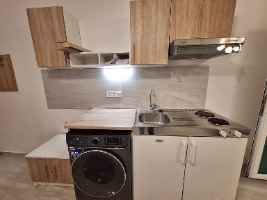 Обзаведено ново партерно ателие Редута с нови мебели