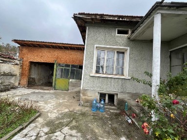Продава къща в село Скобелево