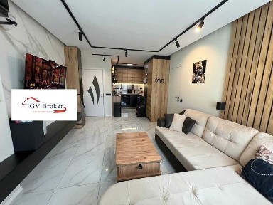 Тристаен апартамент в кв Витоша