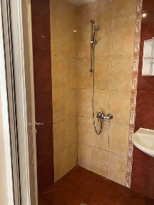 Двустаен имот в кв. Овча купел