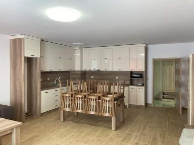 Тристаен апартамент под наем в жк. Христо Смирненски