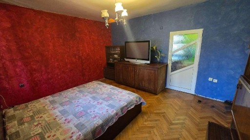 Тристаен, под наем, ж. к Красна поляна 2