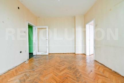 Двустаен апартамент в ж. к. Свобода