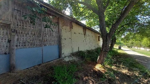 Очарователна селска къща в с. Помощица