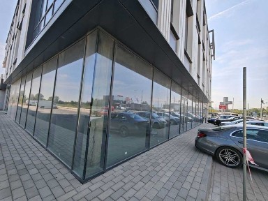 Магазин на оживена улица - от собственик 180 кв. м