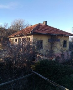 Продава сграда в с. Каменичка Скакавица