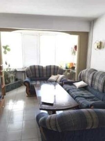 Тристаен имот в кв. Света Троица