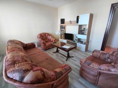 Продава 3-стаен тухлен в близост до центъра на Габрово