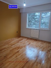 Тристаен апартамент в Гоце Делчев