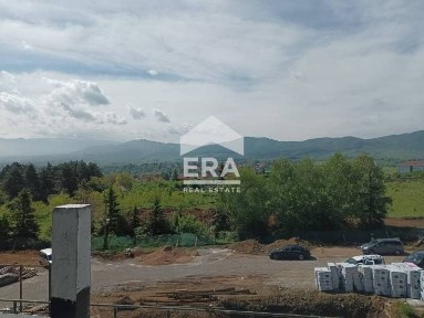 ЕРА Фаворит продава двустаен апартамент в строеж близо до центъра на г