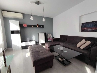 Къща и магазин в Тетевен !