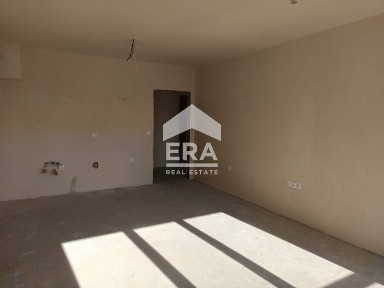 Двустаен апартамент в нова кооперация с Акт 16 в кв.