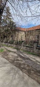 Къща в централната част