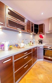 Тристаен апартамент, под наем, кв. Базар Левски