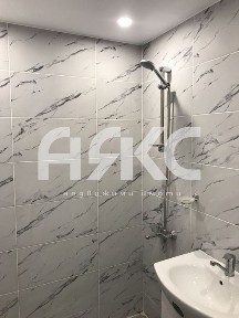 Двустаен апартамент в кв. Надежда 1