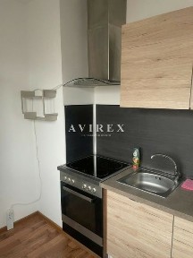 Едностаен апартамент под наем - Кючук Париж