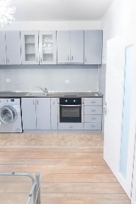 Стилен двустаен апартамент в Кючук Париж