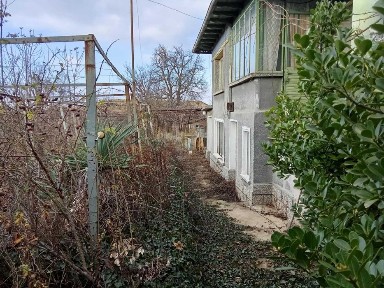 Кьща село Каранци