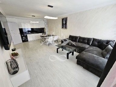 Луксозен 2-стаен апартамент във Велинград