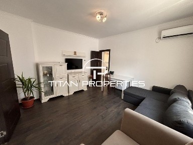 Тристаен апартамент в Центъра на Бургас