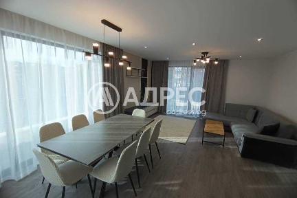 Отдава се под наем луксозен тристаен апартамент!