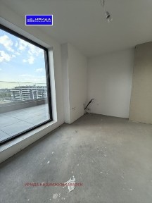 Просторен четиристаен апартамент в Манастирски ливади с АКТ 16!