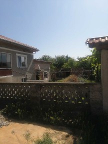 Къща в с. Червена вода