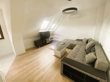 Тристаен апартамент под наем, кв. Изгрев ДМ4307