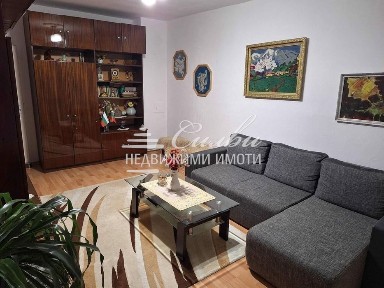 Област Шумен, гр. Шумен, Боян Българанов 1