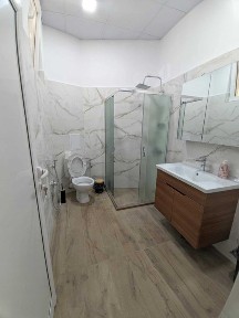 Имот Корект ДАВА ПОД НАЕМ обз Офис, Център