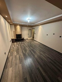 Продава се двустаен панелен апартамент - гр. Казанлък, ж. к. „Изток“