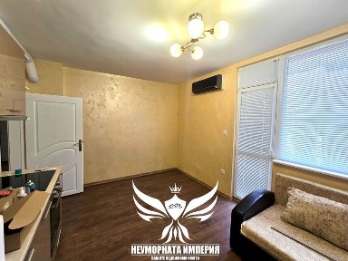 Под наем широк тристаен 75кв. 3 ет. в гр. Асеновгрд, широк център