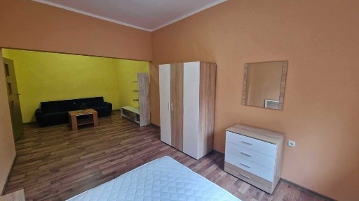 3-стаен, Ст. поща, ет. 2, обзаведен