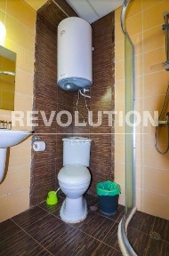 Едностаен апартамент в района на Св. Св. Константин и Елена!