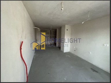 Тристаен апартамент в кв. Център