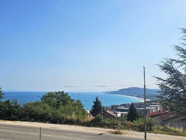 Двустаен апартамент с уникална морска панорама между Балчик и Албена