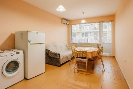 Област Варна, гр. Варна, Лятно кино Тракия