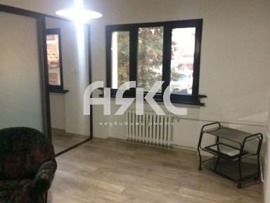 Двустаен обзаведен апартамент под наем в кв. Красна поляна до МЕТРОСТ