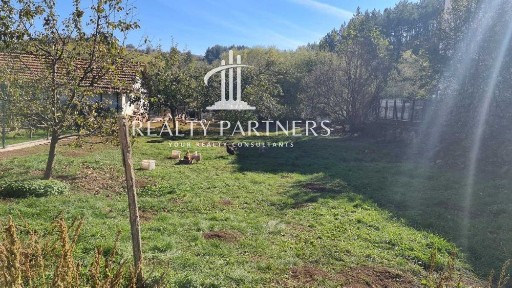 Продава къща - с. Ноевци, общ. Брезник