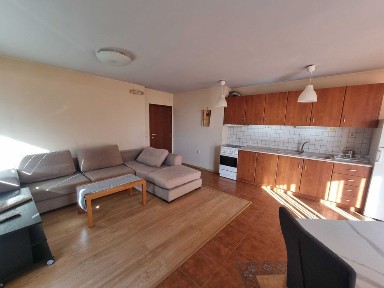 Апартамент с три спални и гараж в кв. Освобождение, Благоевград