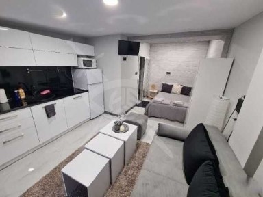 Едностаен апартамент под наем в Центъра 11377711