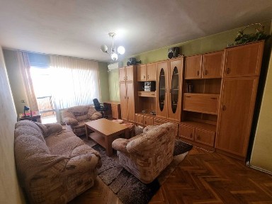 Двустаен апартамент за продажба в кв. Орлова чука на гр. Благоевград.