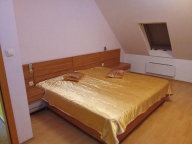 Тристаен апартамент в района на кв. Кършияка