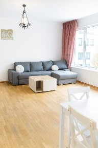 Просторен МНОГОСТАЕН апартамент в кв. Младежки хълм